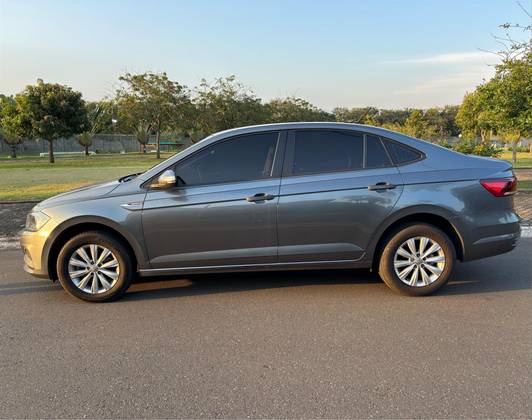 VOLKSWAGEN VIRTUS 1.0 200 TSI COMFORTLINE AUTOMÁTICO VOLKSWAGEN VIRTUS 1.0 200 TSI COMFORTLINE AUTOMÁTICO